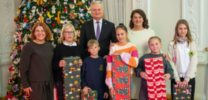 2024-11-28-vaikai prezidentūroje.jpg