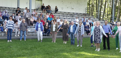 SENJORŲ PIKNIKAS .jpg