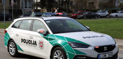 2025-09-01-policijos mašina.JPG